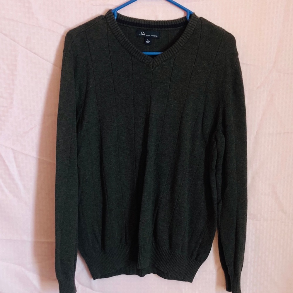 Women’s John Ashford Sweater. Size Large.
